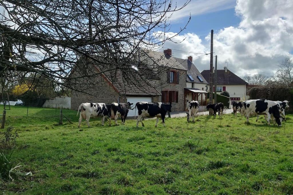 Lolif Gite La Mer, A La Campagne En Normandie, Proche Du Mont St Michel מראה חיצוני תמונה