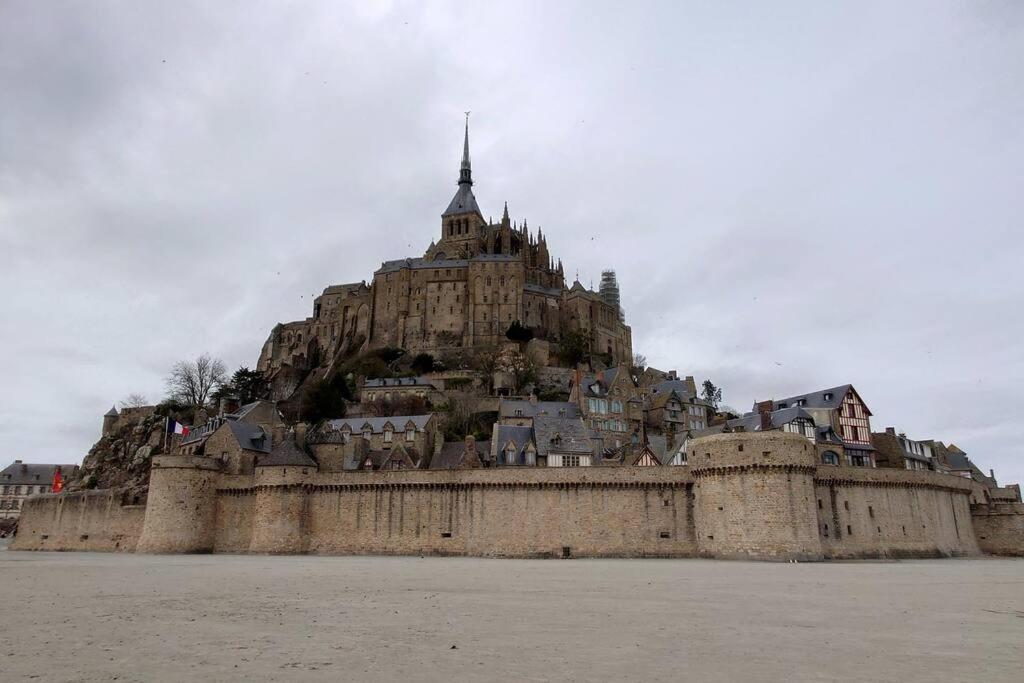Lolif Gite La Mer, A La Campagne En Normandie, Proche Du Mont St Michel מראה חיצוני תמונה