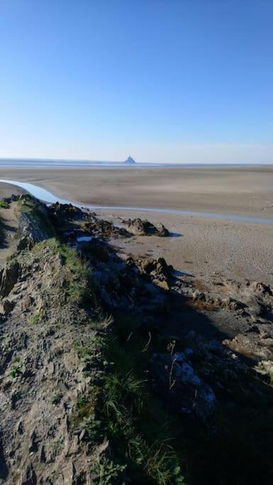 Lolif Gite La Mer, A La Campagne En Normandie, Proche Du Mont St Michel מראה חיצוני תמונה